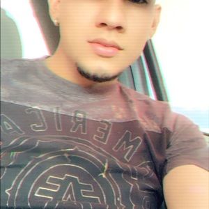 Meet your Posher, Aaron